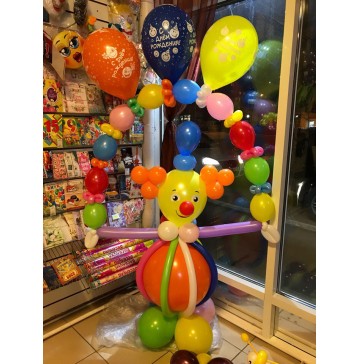 Клоун с шарами 100см
